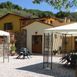 Masia rural entre Spezia y Massa Carrara 1